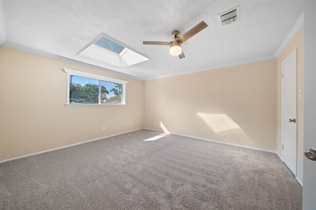 Building Photo - 19218 Enchanted Oaks Dr