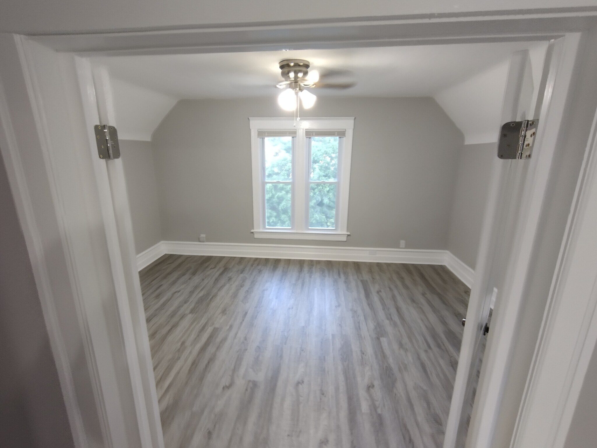Building Photo - 3607 Waukegan Rd