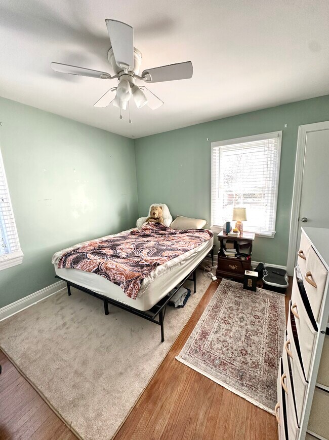 Building Photo - 510 Auburndale Ave