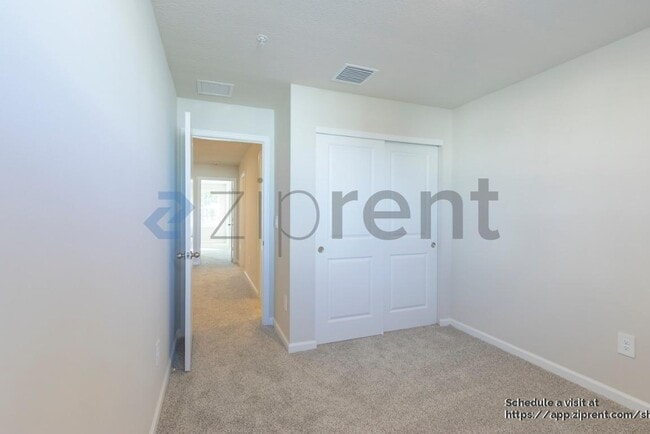 Building Photo - 458 Salisbury Cir