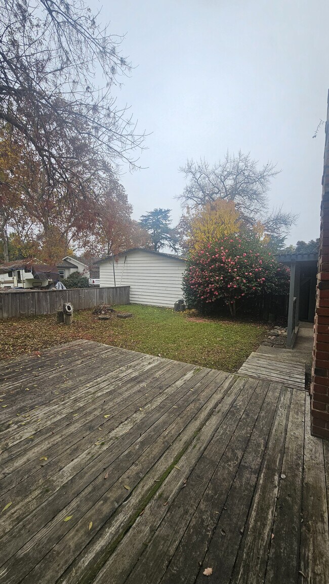 Building Photo - 2375 North Ave