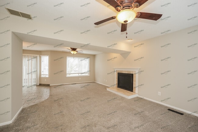 Building Photo - 3678 Lake Ave