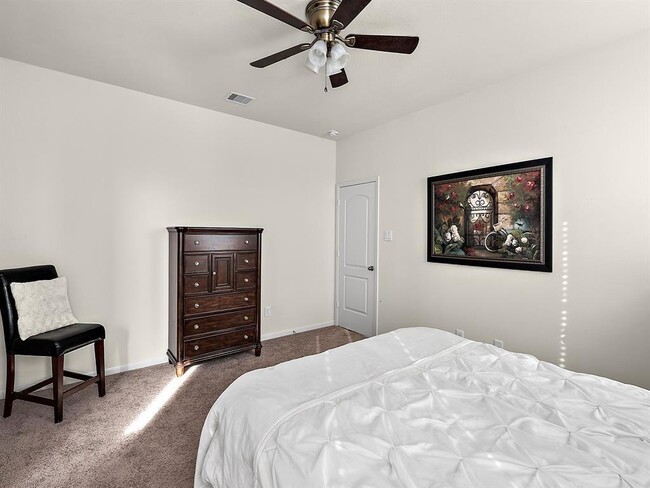 Building Photo - 10873 South Lake Mist Lane