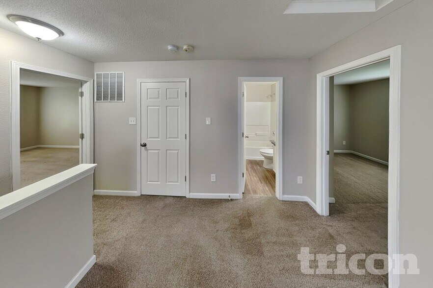 Building Photo - 1362 Cadre Cir