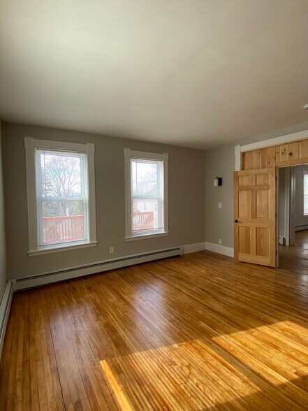 BR#1 - 34 Uxbridge St