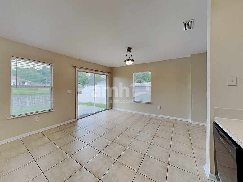 Building Photo - 12712 Daylight Trl