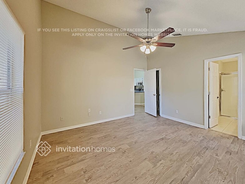Building Photo - 2337 Needham Dr