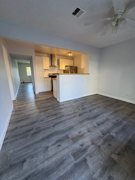 Building Photo - 24311 Santa Clara Ave