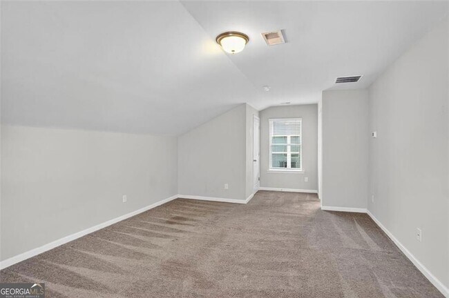 Building Photo - 1553 Spring Hollow Way