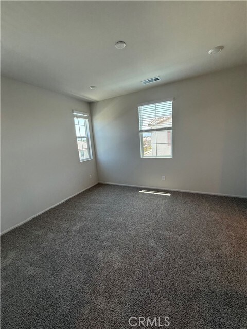 Building Photo - 40475 Melrose Dr