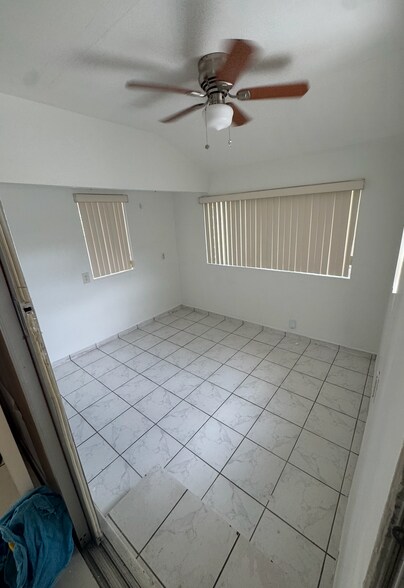 Building Photo - 251 NW 49th Ave