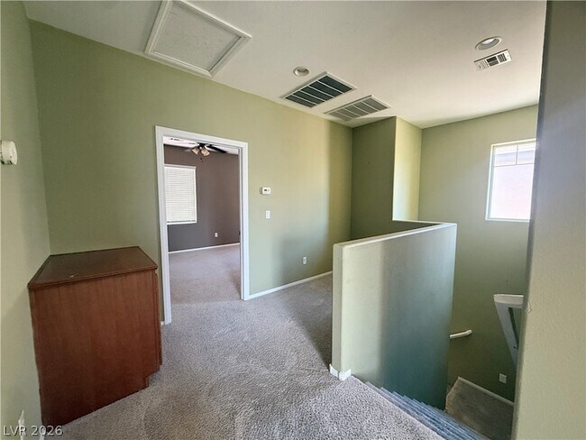 Building Photo - 673 Taliput Palm Pl