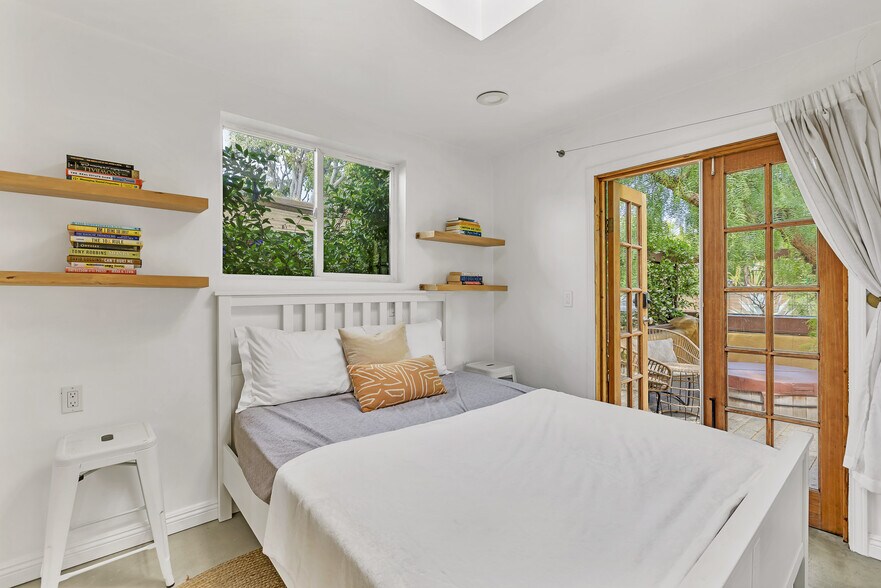 Bedroom 1 - 718 Vernon Ave