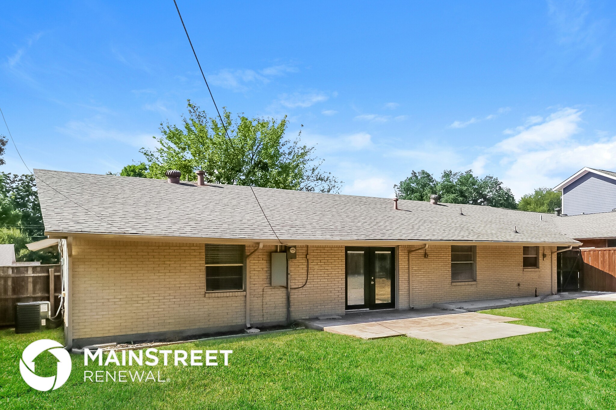 Building Photo - 2205 Marvel Dr
