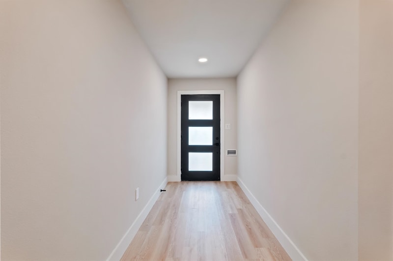 Building Photo - 8500 Gibbs Dr