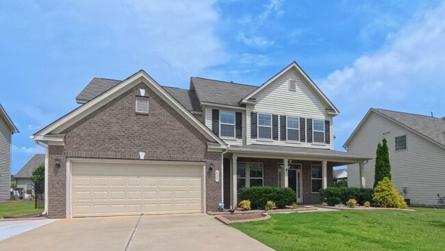 Building Photo - Beautiful Home in Mebane