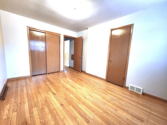 Building Photo - DG - 4520-4522 N 84th Street