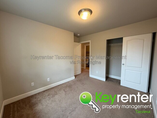 Building Photo - 5901 Alaska Ct