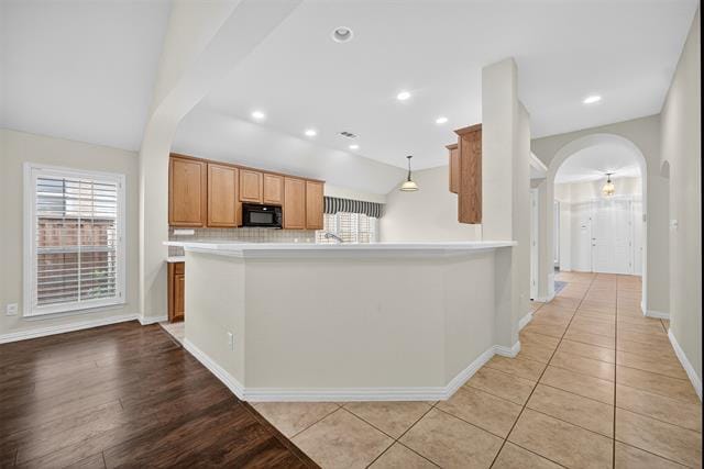 Building Photo - 2408 Barranca Way