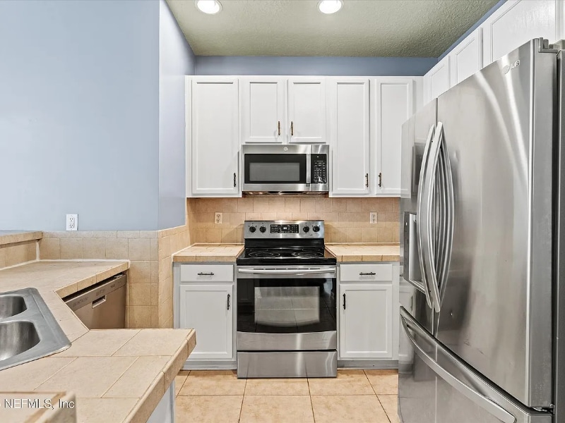 Building Photo - 12301 Kernan Forest Blvd