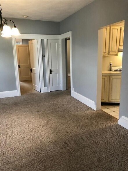 Building Photo - 356 Orient Ave