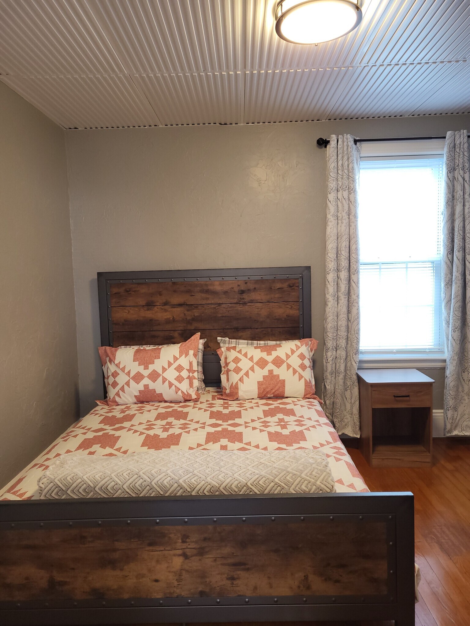 Building Photo - 9 Reeves St