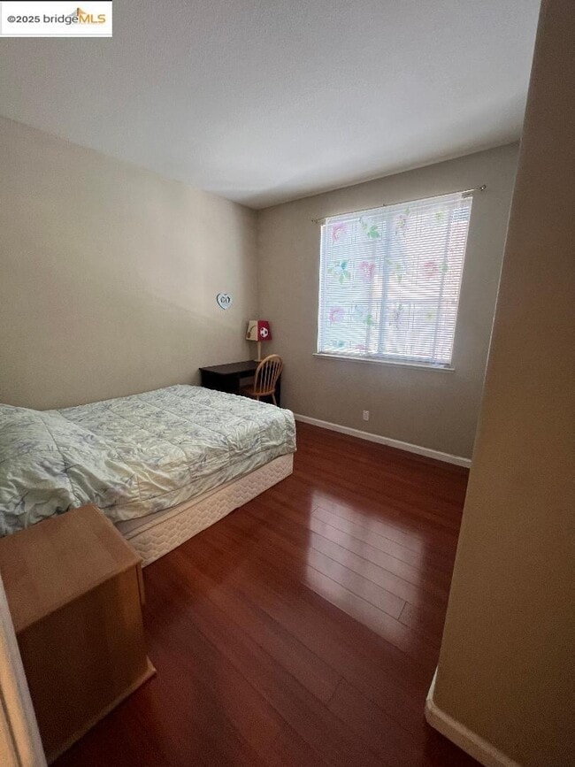 Building Photo - 2352 Whitetail Dr