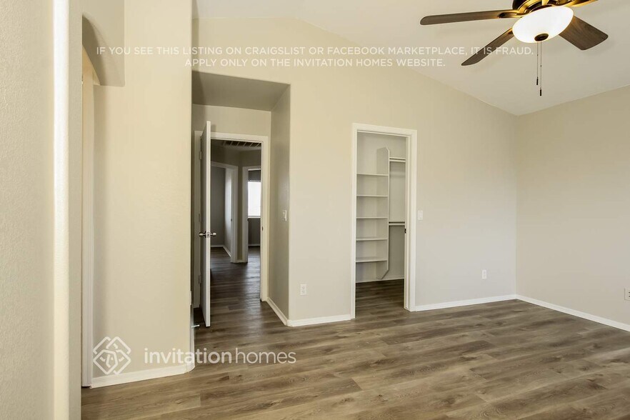 Building Photo - 15927 W Tasha Dr