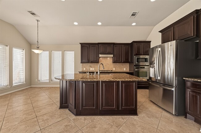 Building Photo - 13612 Evening Wind Dr