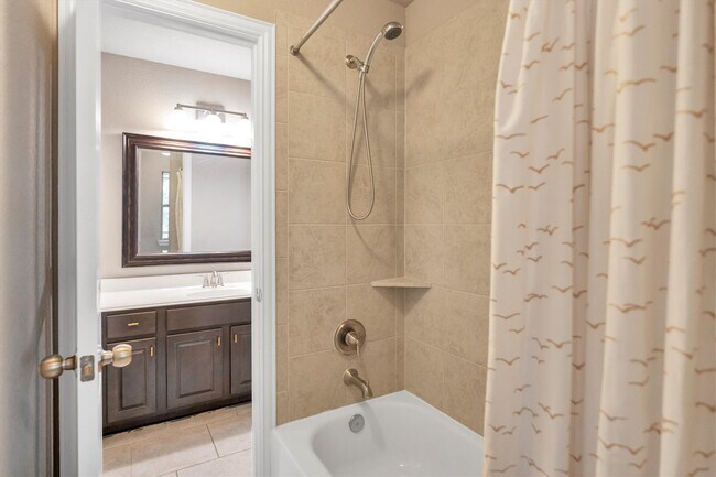 Building Photo - 6723 Mossridge Dr