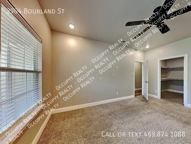Building Photo - 2904 Bourland St