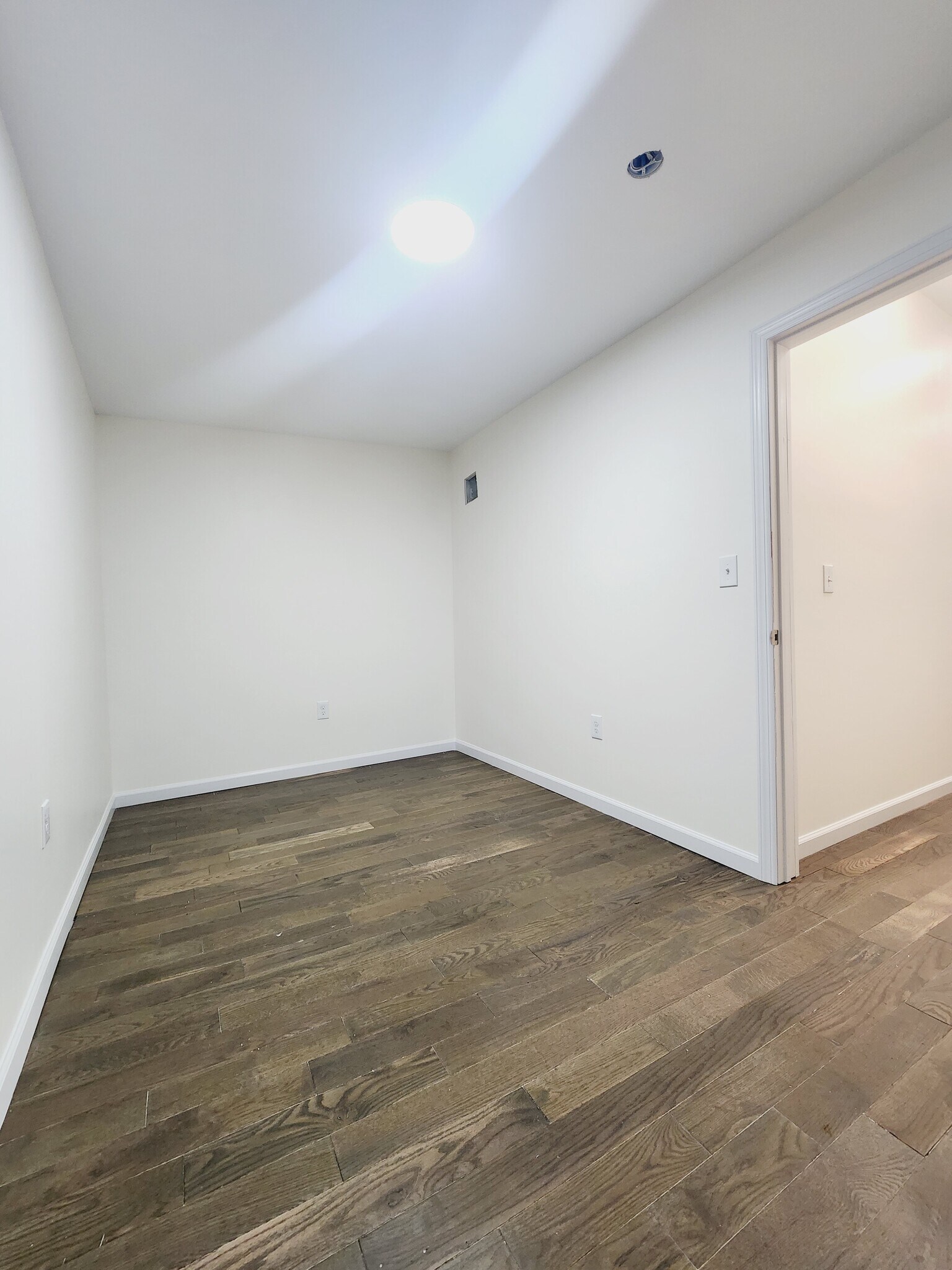 83 Oak St 1 - 77 Oak St