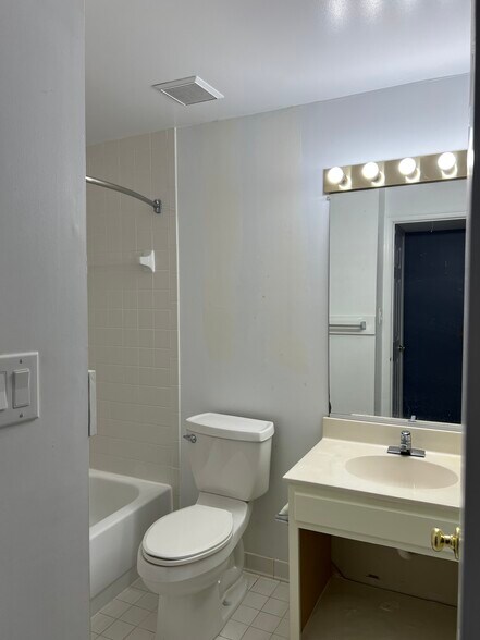 Building Photo - 11488 Corinthia Ct