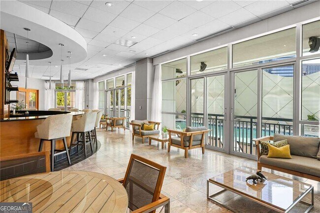Building Photo - 3338 Peachtree Rd