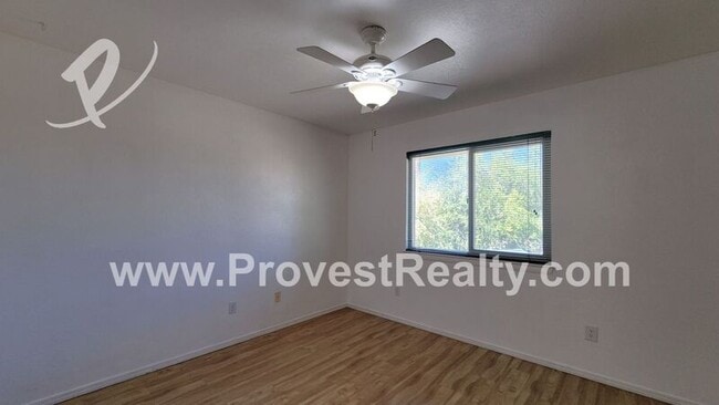 Building Photo - 12490 Iroquois Rd