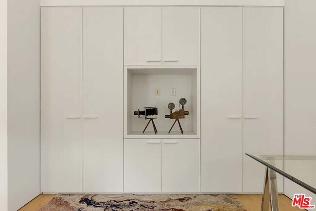 Building Photo - 1331 Belfast Dr