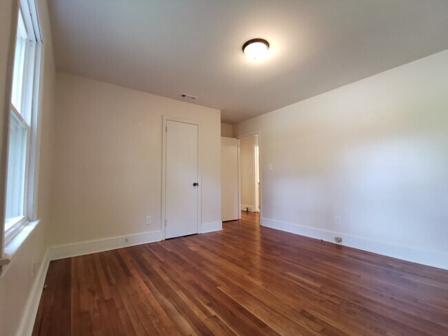 Bedroom 2 - 514 Porter St