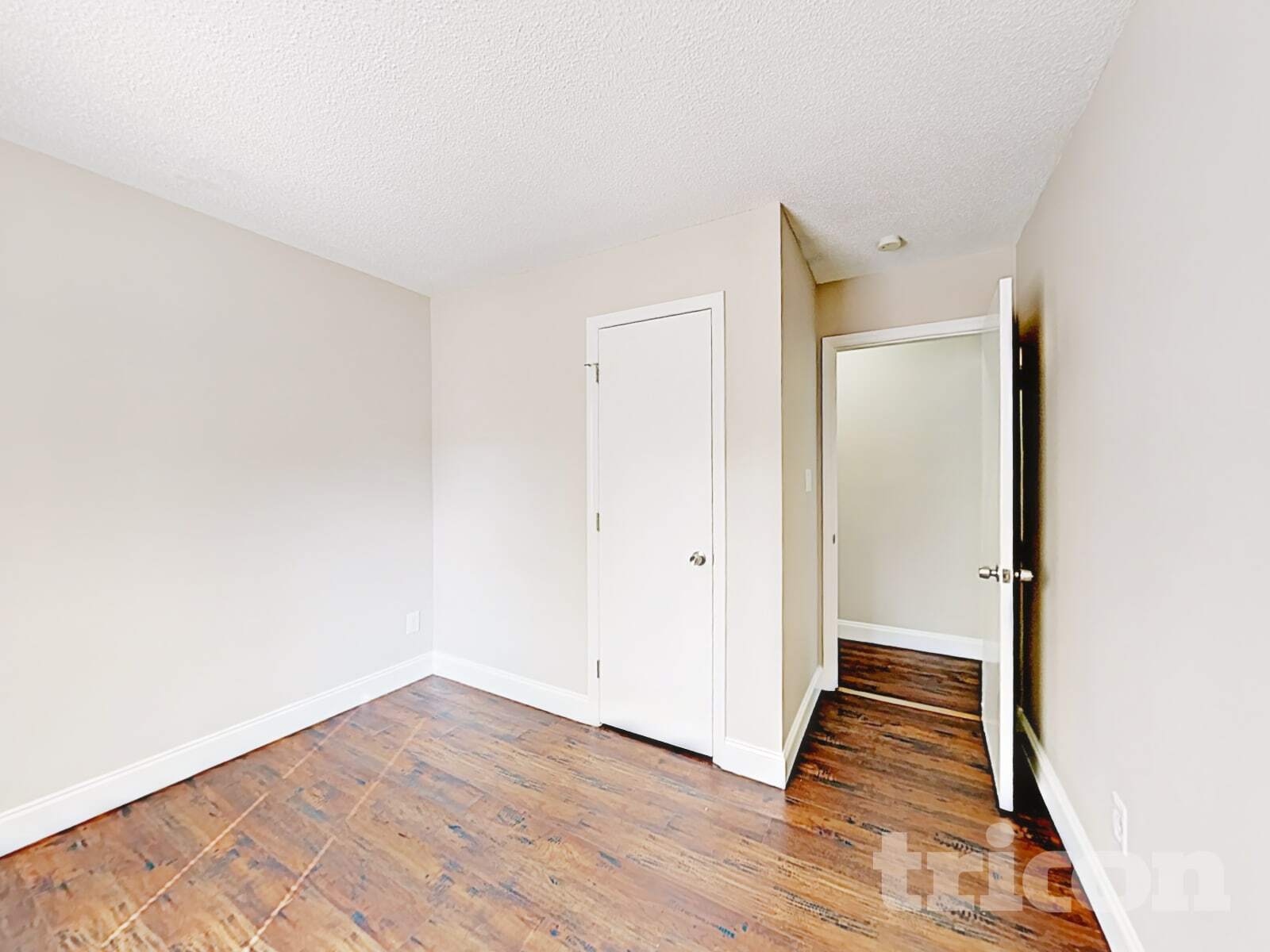 Building Photo - 5801 Leaf Ct