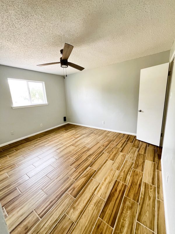 Building Photo - 1901 N 10th St