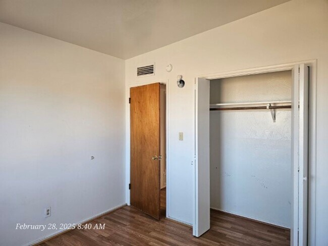 Building Photo - 1301 High St