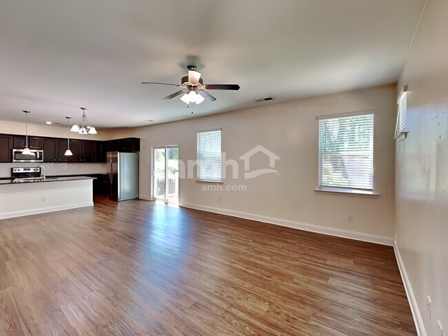 Building Photo - 1327 Weatherbrook Cir