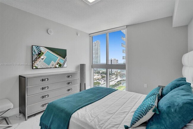 Building Photo - 330 Sunny Isles Blvd