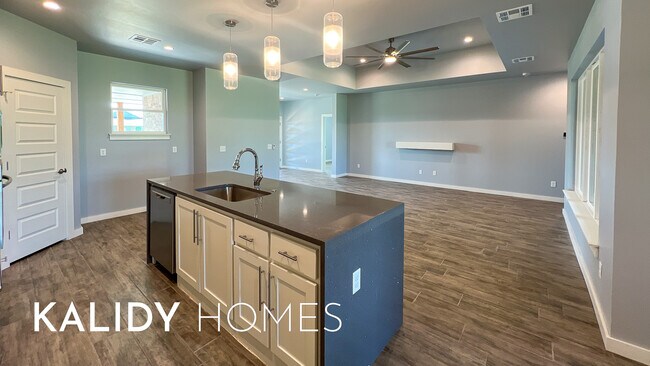 Building Photo - 206 Olde Ml Ct