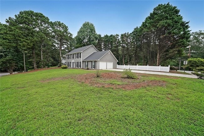 Building Photo - 2620 Valencia Dr NE