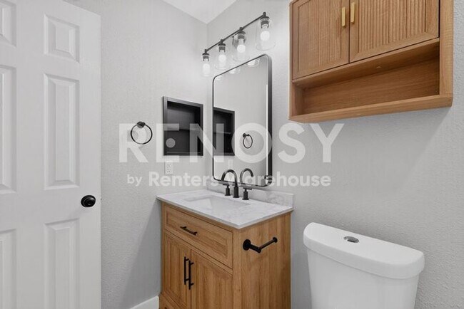 Building Photo - Renovated home in McKinney Ready to Be Your Home
