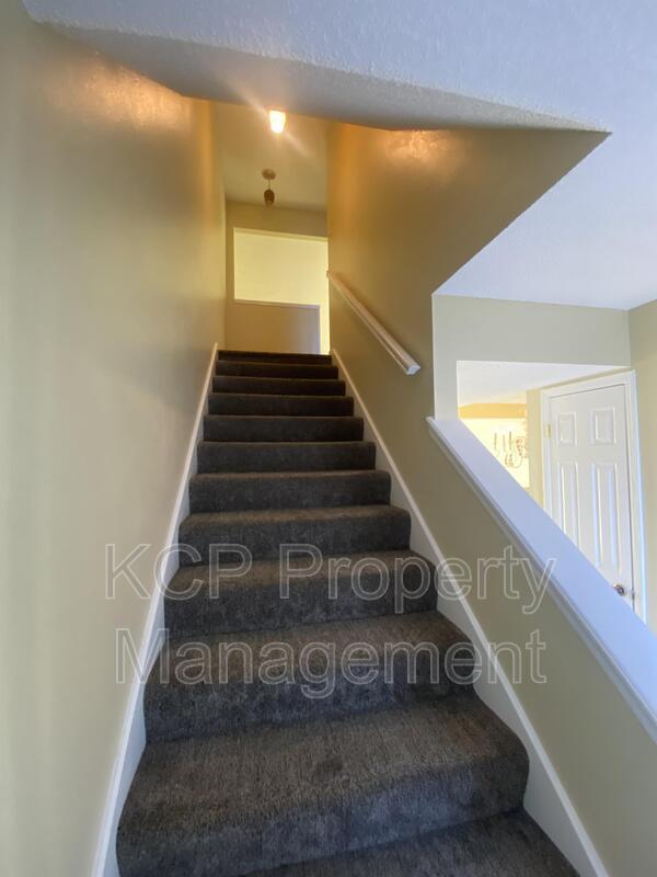 Building Photo - 2600 Brooken Hill Dr