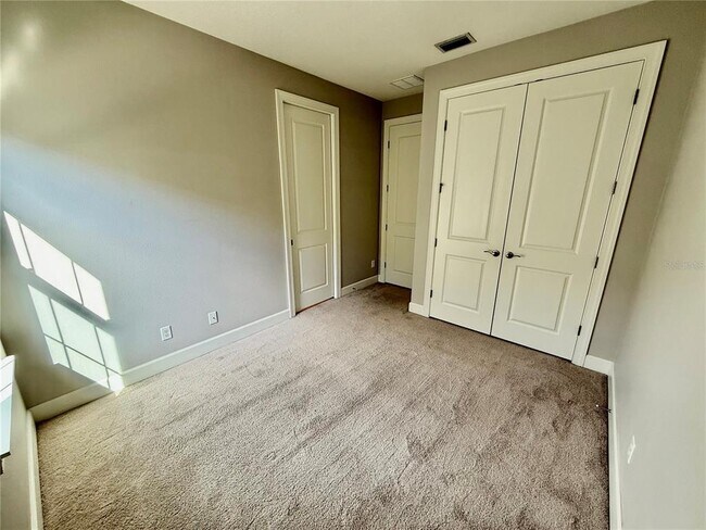 Building Photo - 8724 Bellussi Dr