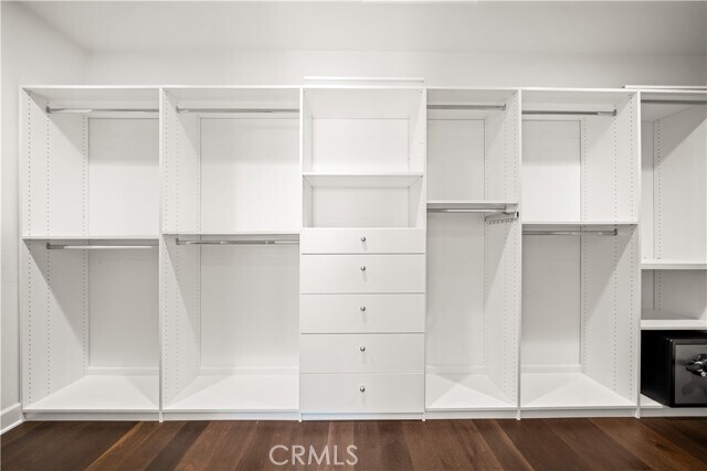 Building Photo - 204 Radial