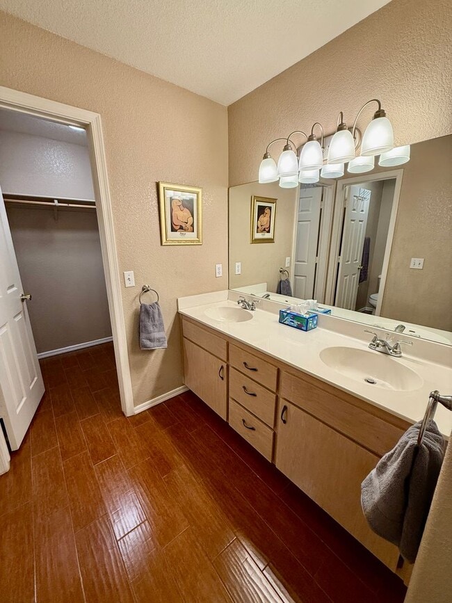 Building Photo - Furnished Condo in Rental Mesa Del Sol