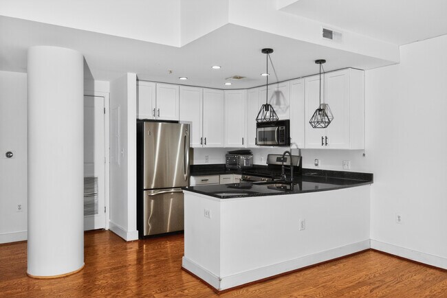 Building Photo - 1211 13th St NW